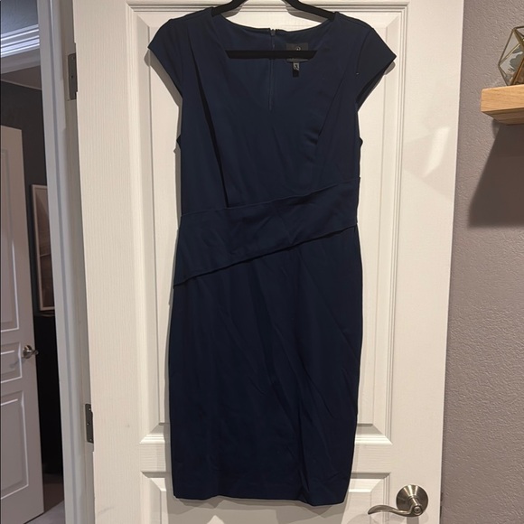 Adrianna Papell Dresses & Skirts - Adrianna Papell Blue Ruched Sheath Midi Dress